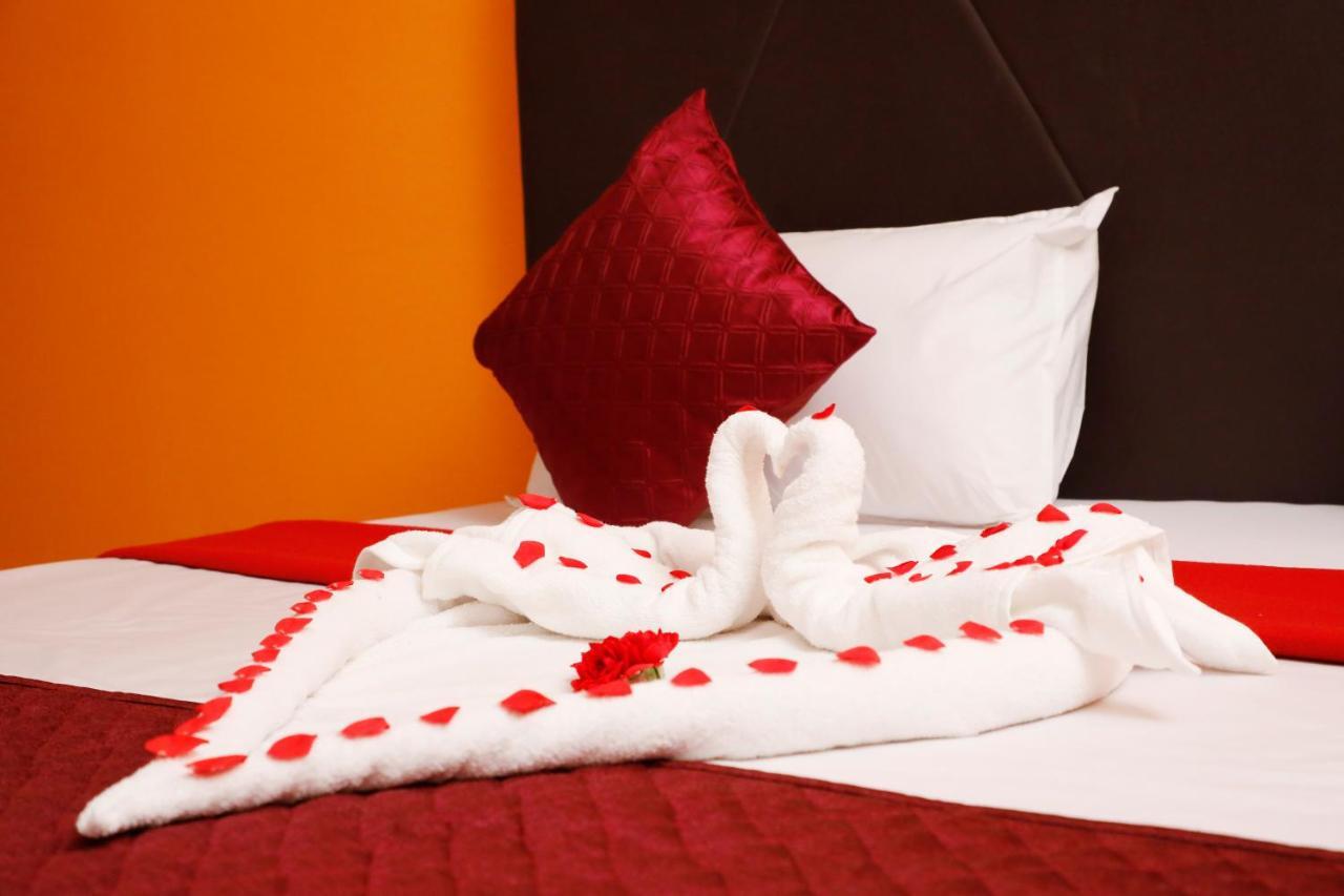 Ps Residency Hotell Pondicherry Exteriör bild